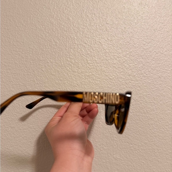 Moschino Brown Cat-Eye Sunglasses with Black Case main image 8